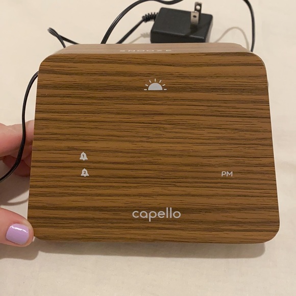 Digital alarm clock - Picture 4 of 8